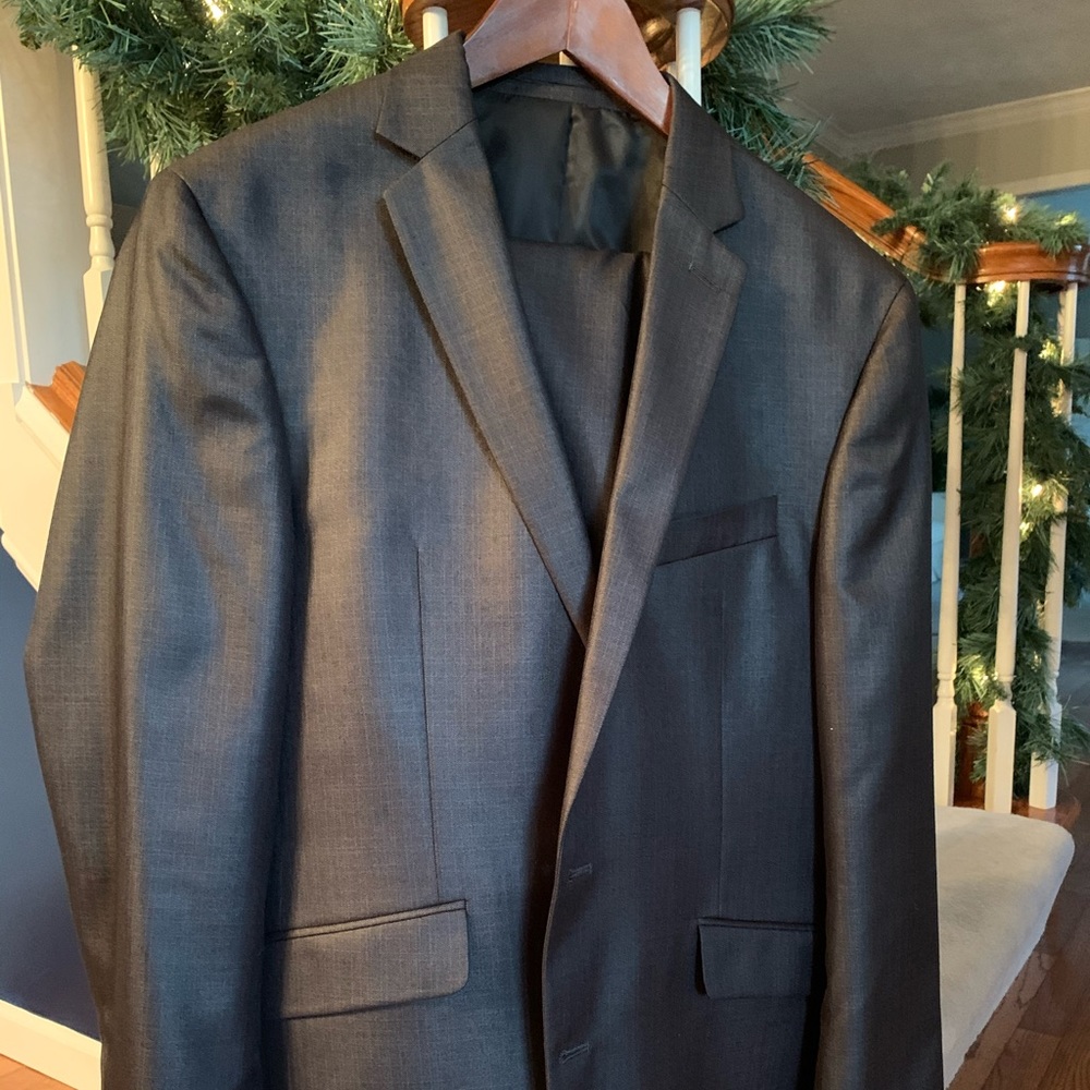 Kenneth Cole Reaction Mens Suit Gray 42R 35W